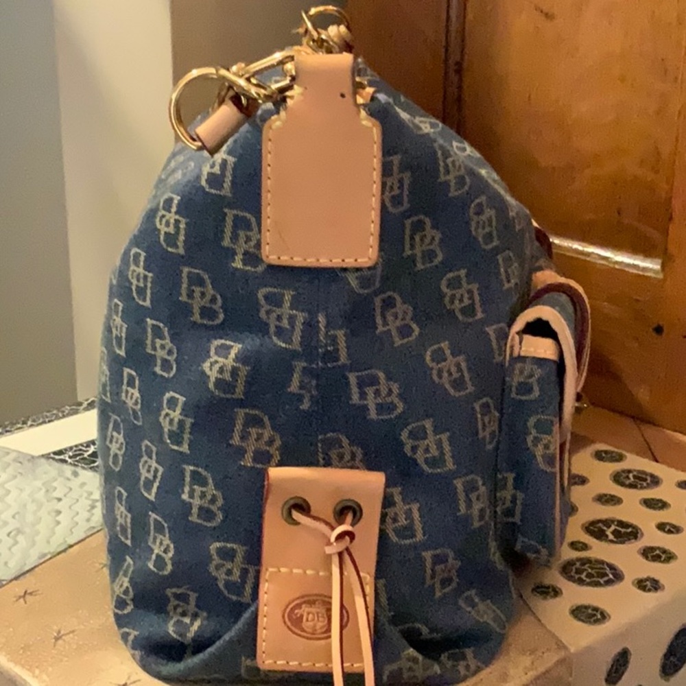Dooney & Bourke Handbag Leather Trim #L1 - Picture 2 of 9